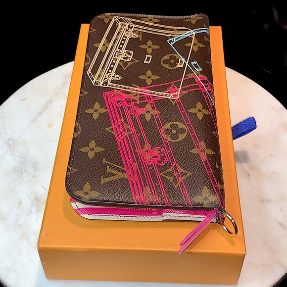 LOUIS VUITTON ZIPPY WALLET MONOGRAM ILLUSTRE TRUNKS 2014 - Picture 7 of 15